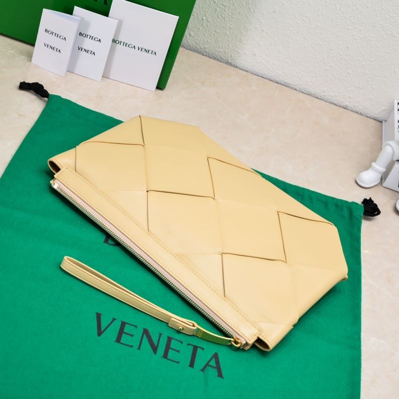 Bottega Veneta Clutch Bags